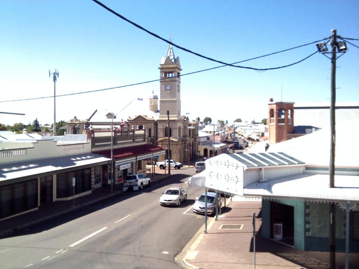 Gold City Motel Charters Towers Exterior photo
